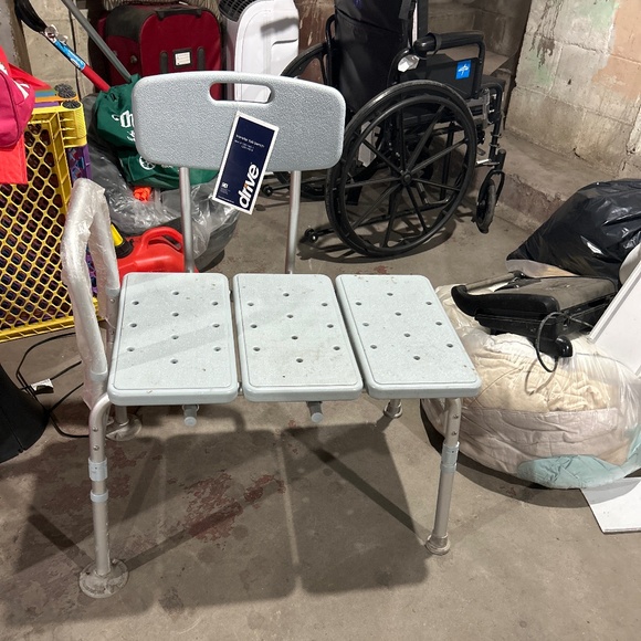 Tub bench